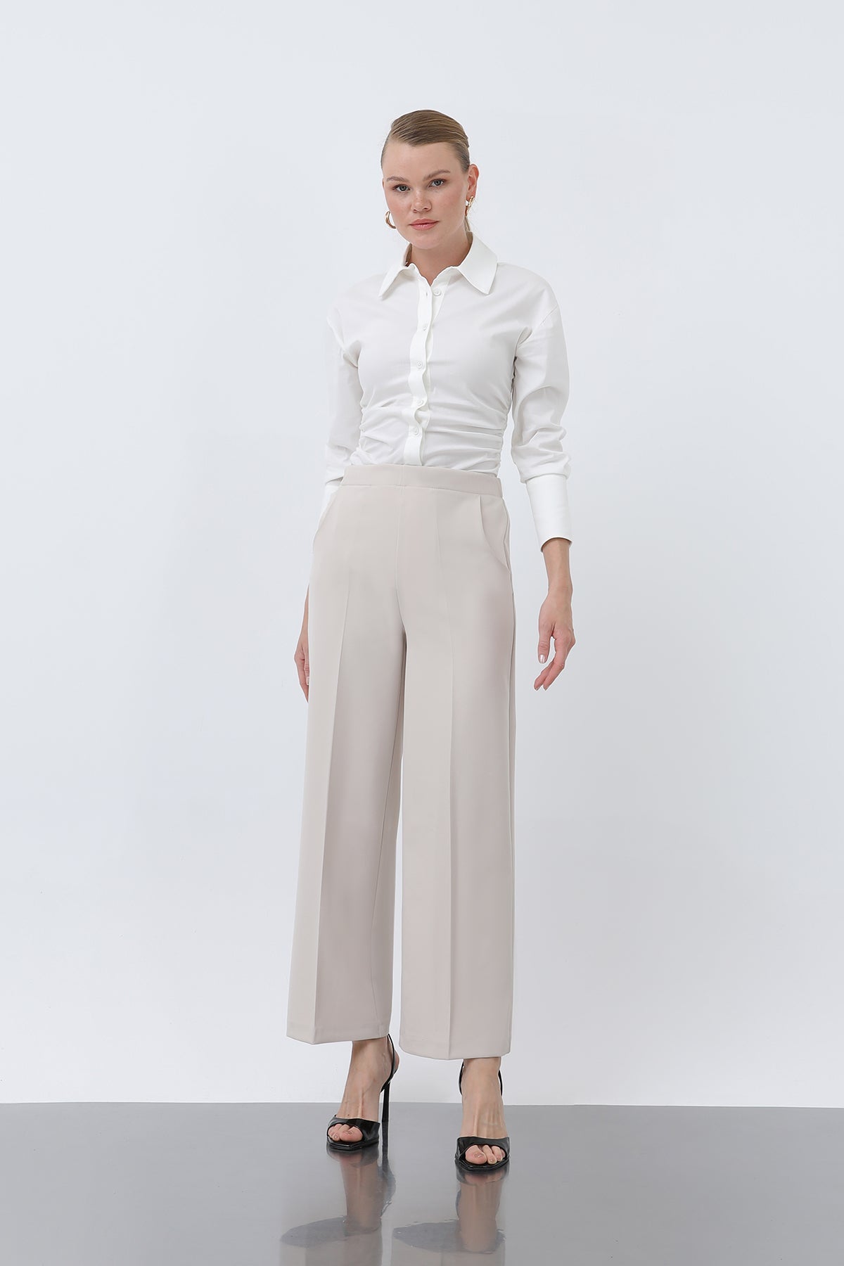 Rak skurna byxor för kvinnor beige (new-v3)