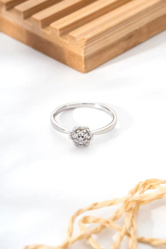 XUPING Stone Detaljerad Flower Figured Silver Färg Dam Ring (new-v3)