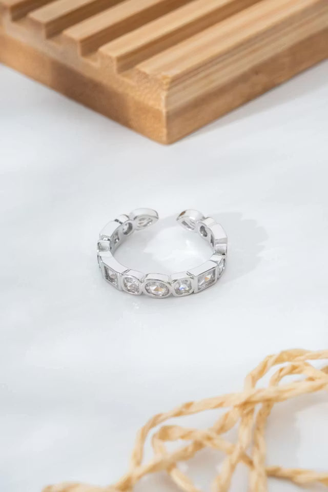 Stenrad Silverfärgad Justerbar Modern Ring (new-v3)
