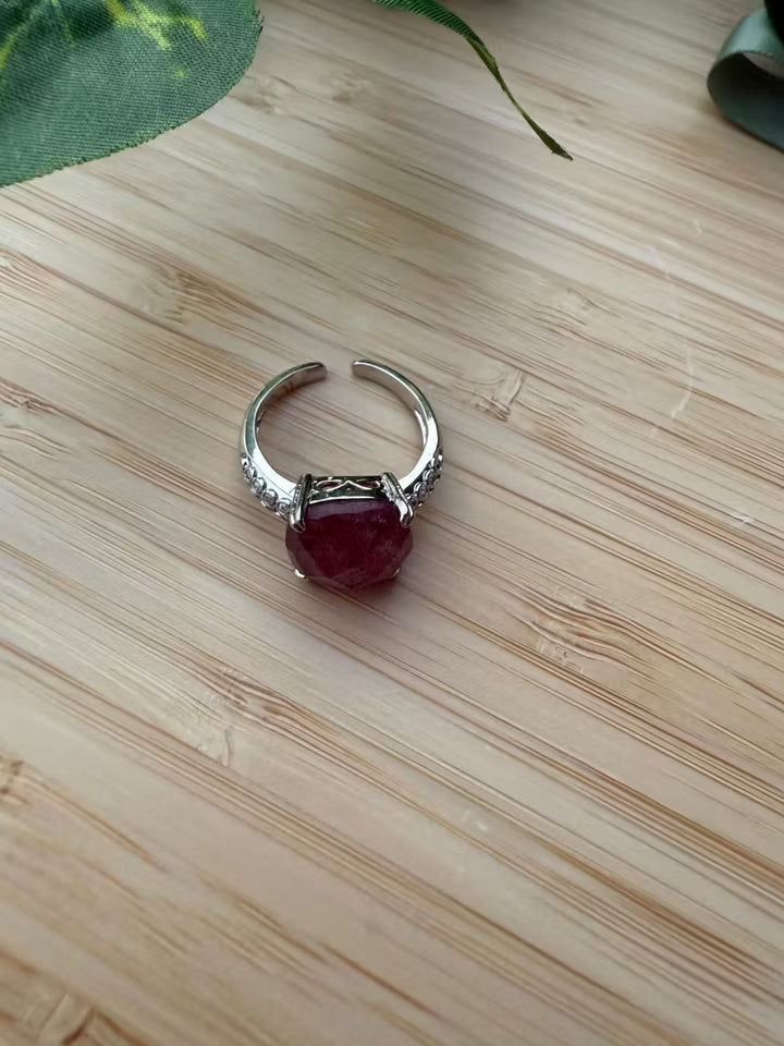 Naturstens ring
