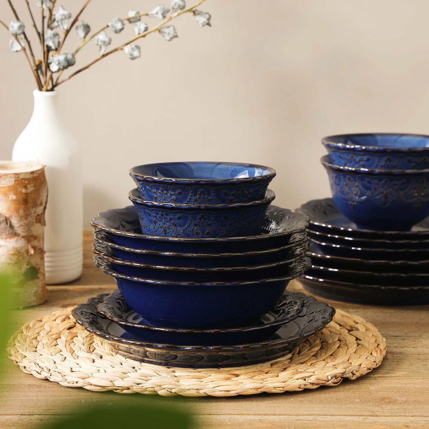 MALACASA 16 Piece Relief Blue Reactive Glaze Plates Dinner Sets Ceramic Dinnerware Set with 4 PCS Dinner Plate/Dessert/Bowl/Soup