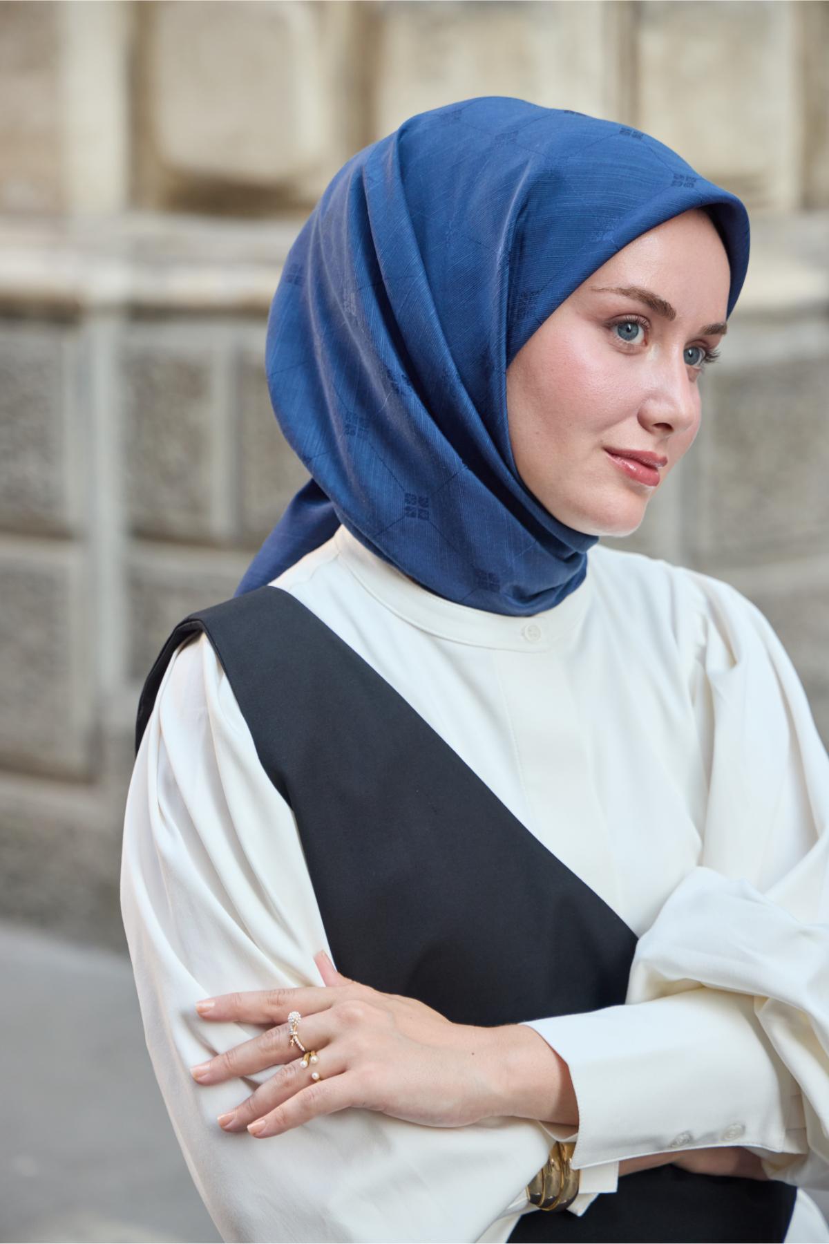 Monogram bomullssidensscarf 130001-08 (new-v3)